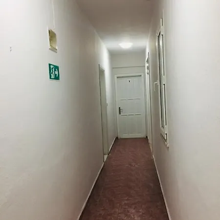 Aparthotel Sato