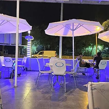 Sato Ξενοδοχείο με διαμερίσματα 3*