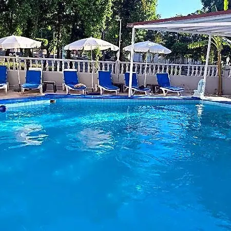 Ξενοδοχείο με διαμερίσματα Sato 3*