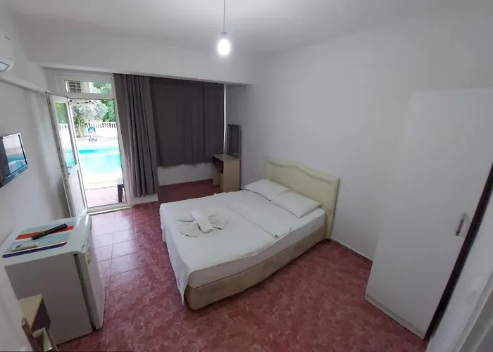 Sato 4* Φετιγιέ