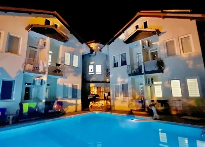 Sato 4* Φετιγιέ